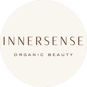 Innersense Organic Beauty Logo – Klicken, um zur Kollektionsseite für Innersense Organic Beauty Haarpflegeprodukte zu gelangen