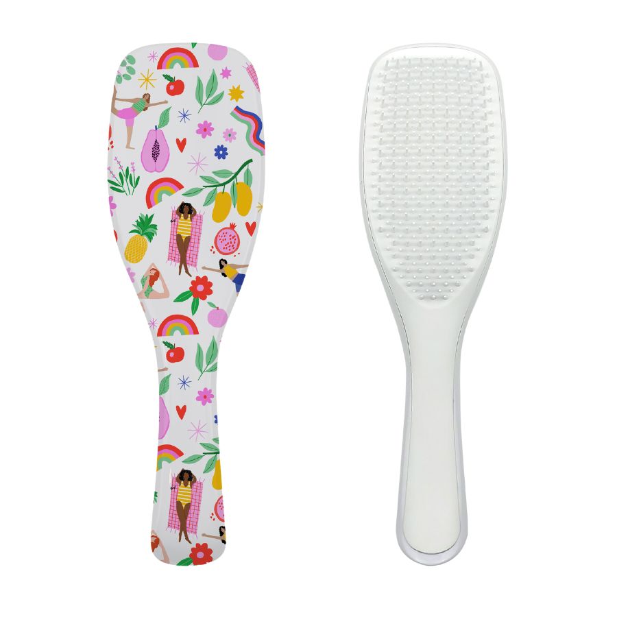 Rainbow Curls | Detangling & Styling Bürste: Eine Entwirrungsbürste mit Regenbogen- und Fruchtmuster. Ansicht von vorne und hinten.