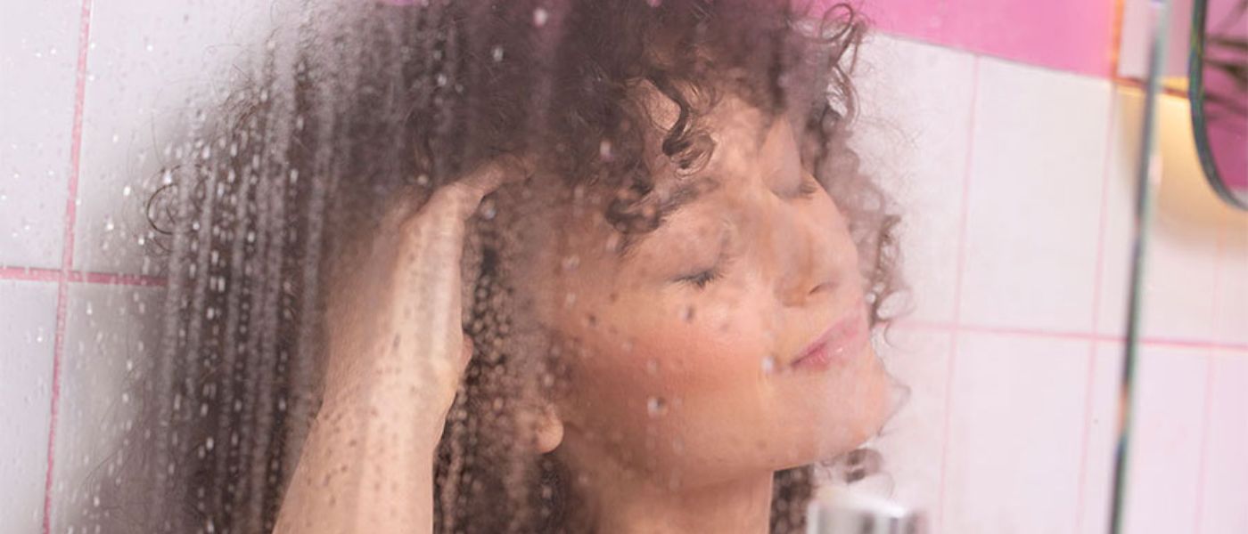 Kalkhaltiges Wasser bei Locken